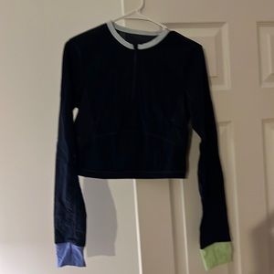 Sweaty Betty crop top for working out- or out and about.